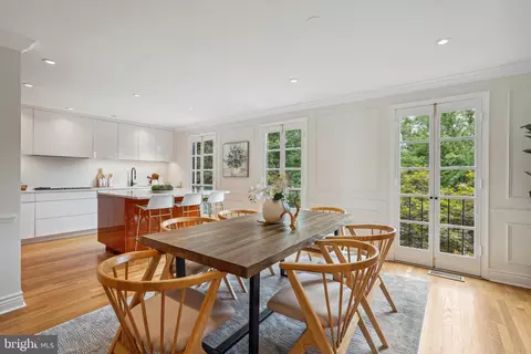 2132 Cathedral Ave NW, Washington, DC 20008 photo 15