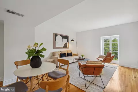 2132 Cathedral Ave NW, Washington, DC 20008 photo 26