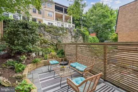 2132 Cathedral Ave NW, Washington, DC 20008 photo 10