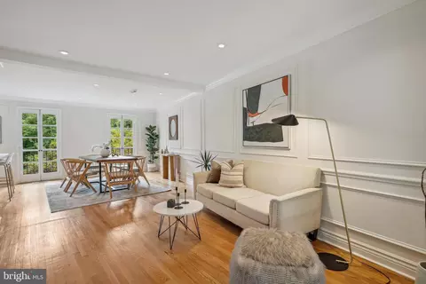 2132 Cathedral Ave NW, Washington, DC 20008 photo 18