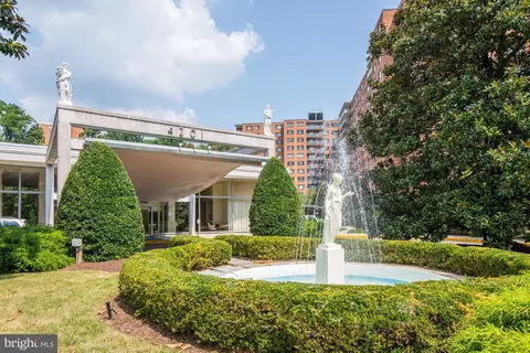 4201 Cathedral Ave NW #401W, Washington, DC 20016