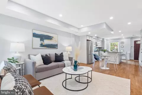 124 O St SW, Washington, DC 20024