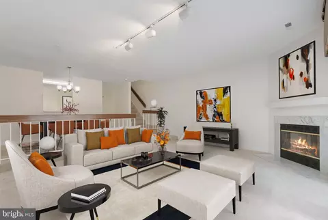3145 Hawthorne Dr NE #3145, Washington, DC 20017