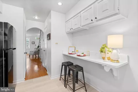Entry Way - 622 14th Pl NE, Washington, DC 20002 photo 2 of 4