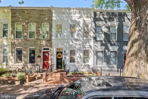 Exterior - 622 14th Pl NE, Washington, DC 20002 photo 3 of 9