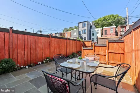 Exterior - 622 14th Pl NE, Washington, DC 20002 photo 4 of 9