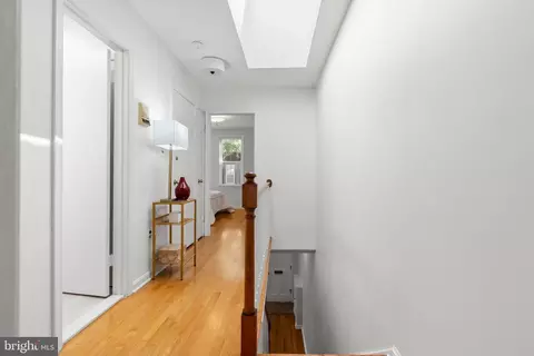 Entry Way - 622 14th Pl NE, Washington, DC 20002 photo 3 of 4