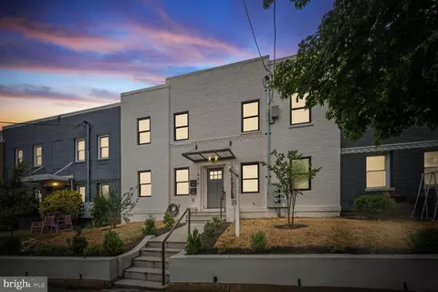 428 Evarts St NE #1, Washington, DC 20017
