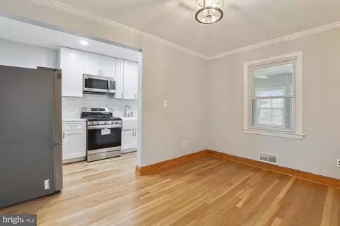 32 Burns St NE, Washington, DC 20019 photo 8
