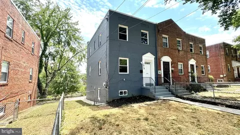 1618 Fort Davis Pl SE, Washington, DC 20020