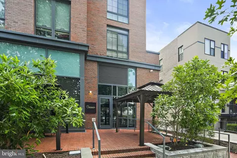 Exterior - 529 14th St SE, Washington, DC 20003 photo 39 of 44