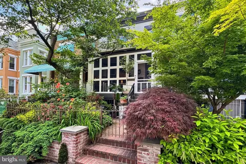 Other - 529 14th St SE, Washington, DC 20003 photo 2 of 47