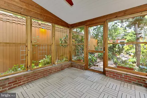 Exterior - 529 14th St SE, Washington, DC 20003 photo 6 of 44