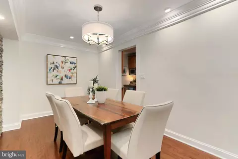 Dining - 529 14th St SE, Washington, DC 20003 photo 1 of 2