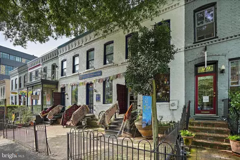 Exterior - 529 14th St SE, Washington, DC 20003 photo 36 of 44