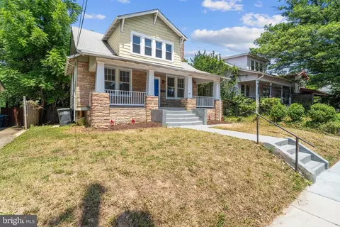 705 Dahlia St NW, Washington, DC 20012