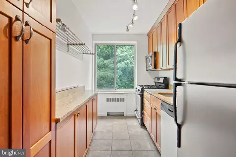 4100 W Street St NW #305, Washington, DC 20007 photo 5