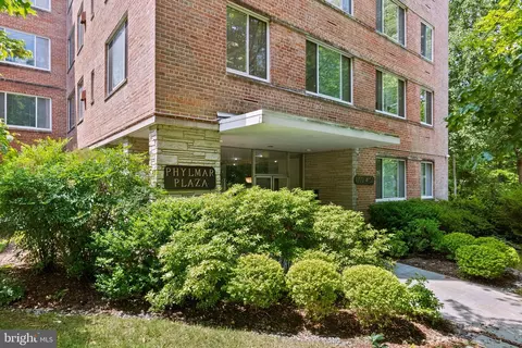4100 W Street St NW #305, Washington, DC 20007