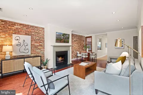 Living - 559 15th St SE, Washington, DC 20003 photo 1 of 2