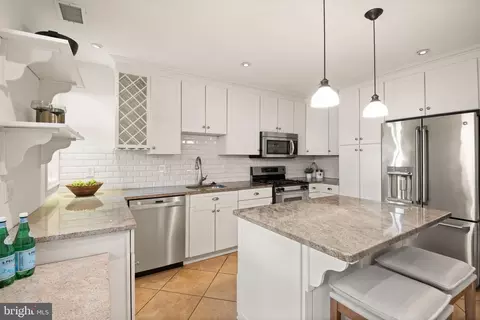 Kitchen - 559 15th St SE, Washington, DC 20003 photo 2 of 3