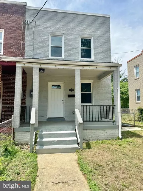 1549 42nd St SE, Washington, DC 20020