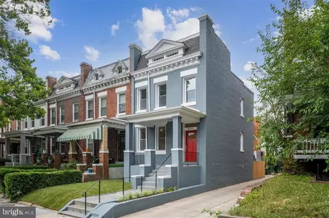 3555 Holmead Pl NW, Washington, DC 20010