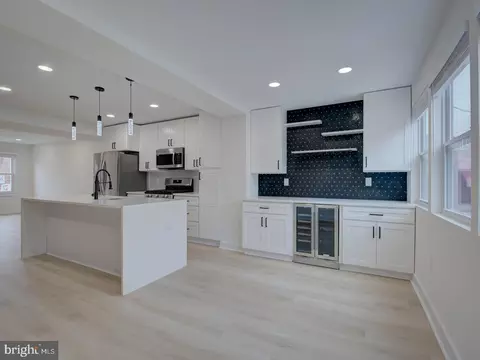 Kitchen - 811 20th St NE, Washington, DC 20002 photo 13 of 14