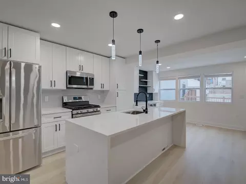 Kitchen - 811 20th St NE, Washington, DC 20002 photo 2 of 14