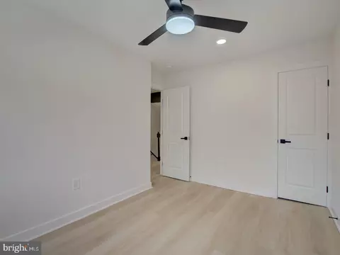 Bedroom - 811 20th St NE, Washington, DC 20002 photo 6 of 9