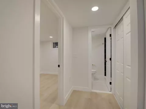 Entry Way - 811 20th St NE, Washington, DC 20002 photo 6 of 6
