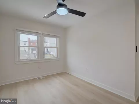 Bedroom - 811 20th St NE, Washington, DC 20002 photo 5 of 9