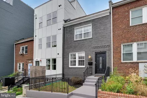 Exterior - 1006 18th St NE, Washington, DC 20002 photo 3 of 8