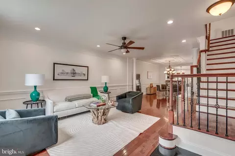 Living - 1006 18th St NE, Washington, DC 20002 photo 1 of 1