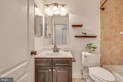 Bath - 1006 18th St NE, Washington, DC 20002 photo 11 of 12