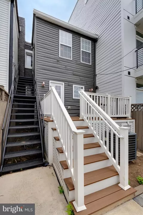 Exterior - 1006 18th St NE, Washington, DC 20002 photo 6 of 8