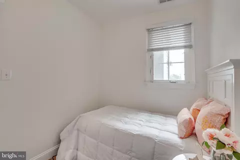 Bedroom - 1006 18th St NE, Washington, DC 20002 photo 5 of 9