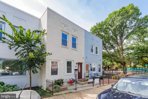1727 F St NE, Washington, DC 20002