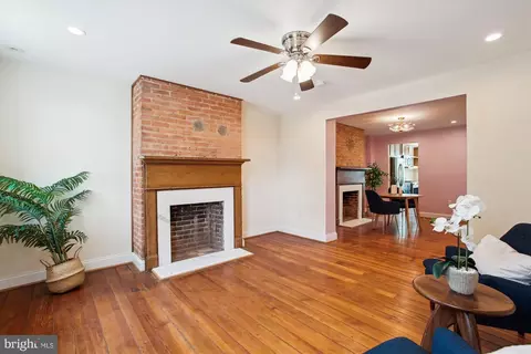 903 11th St SE, Washington, DC 20003 photo 18