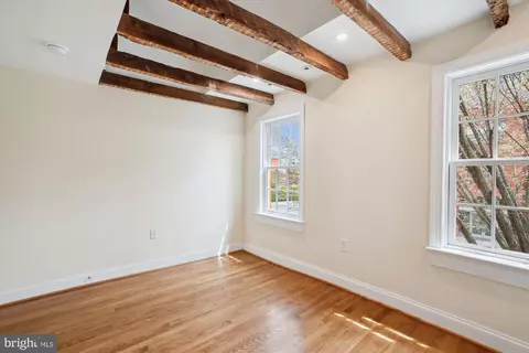 903 11th St SE, Washington, DC 20003 photo 20
