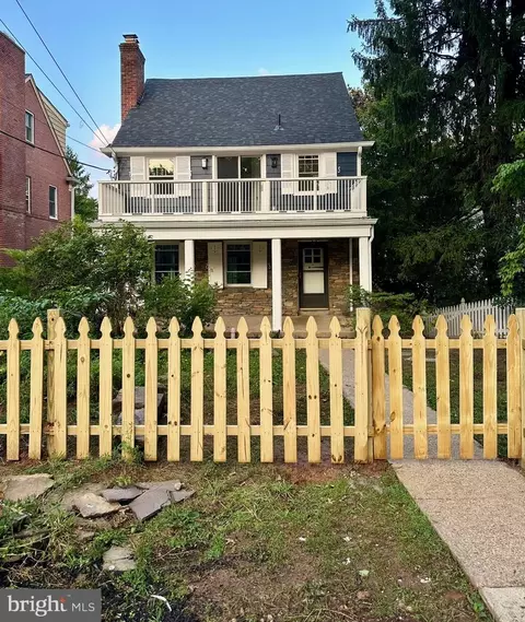 6307 33rd St NW, Washington, DC 20015