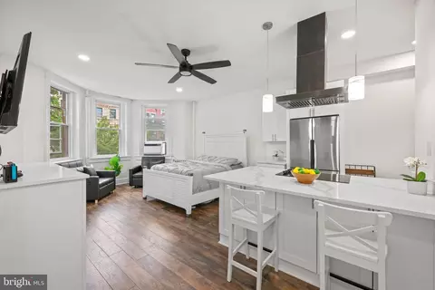 1731 20th St NW #4, Washington, DC 20009