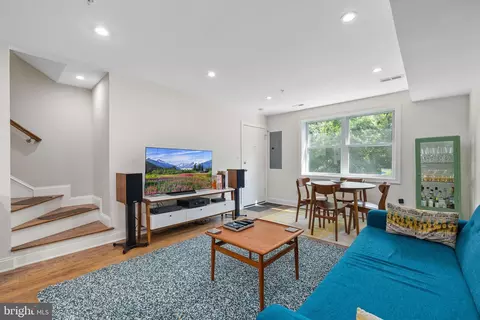 1816 D St NE #3, Washington, DC 20002 photo 3