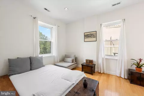 1124 E Street St NE #A, Washington, DC 20002 photo 7