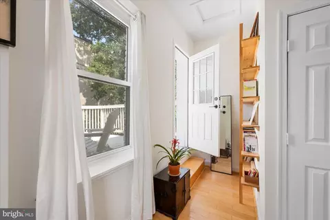 1124 E Street St NE #A, Washington, DC 20002 photo 8