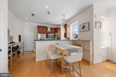 1124 E Street St NE #A, Washington, DC 20002 photo 3