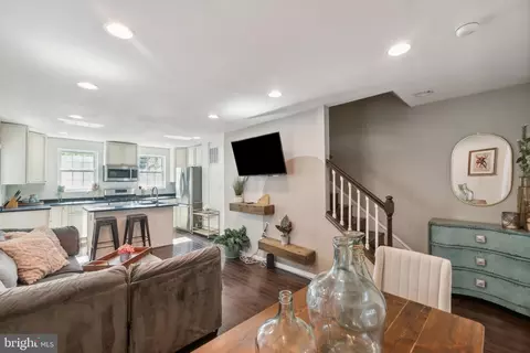 5105 Jay St NE, Washington, DC 20019