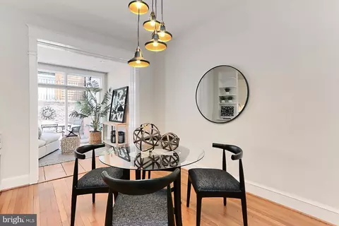 Dining - 2011 37th St NW, Washington, DC 20007 photo 4 of 4