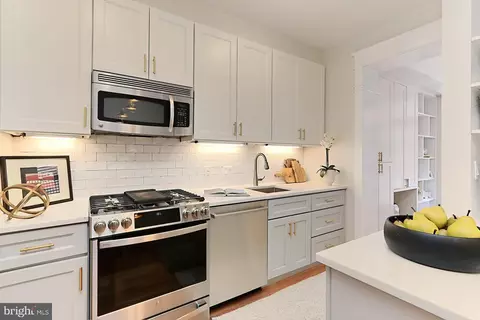 Kitchen - 2011 37th St NW, Washington, DC 20007 photo 1 of 7