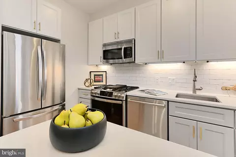 Kitchen - 2011 37th St NW, Washington, DC 20007 photo 5 of 7