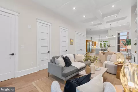 Entry Way - 1815 13th St NW #1, Washington, DC 20009 photo 3 of 6